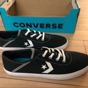 New Black Converse Size 9 Womens